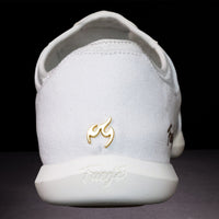 White split-sole Fuego shoes