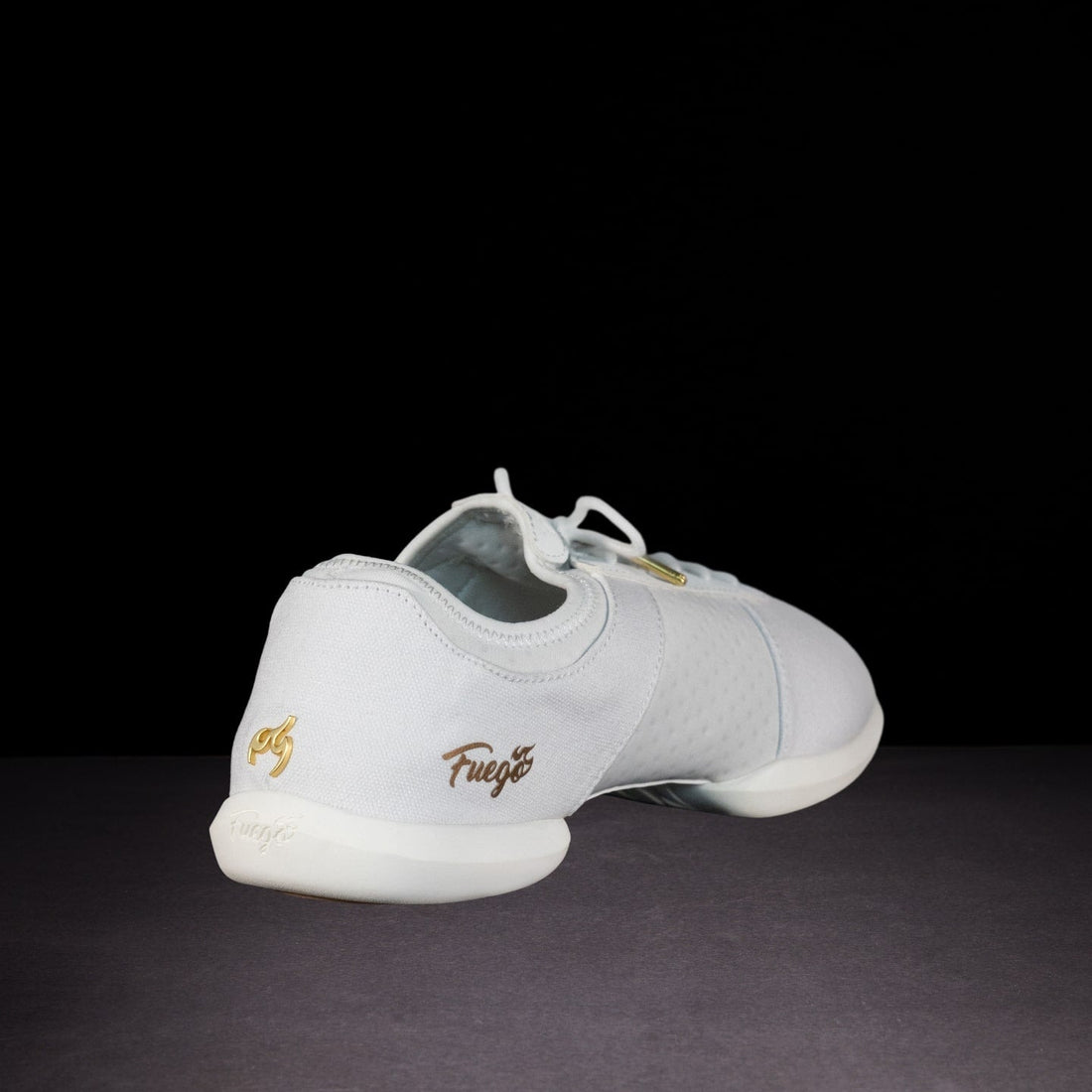 White | Split-sole | Fuego