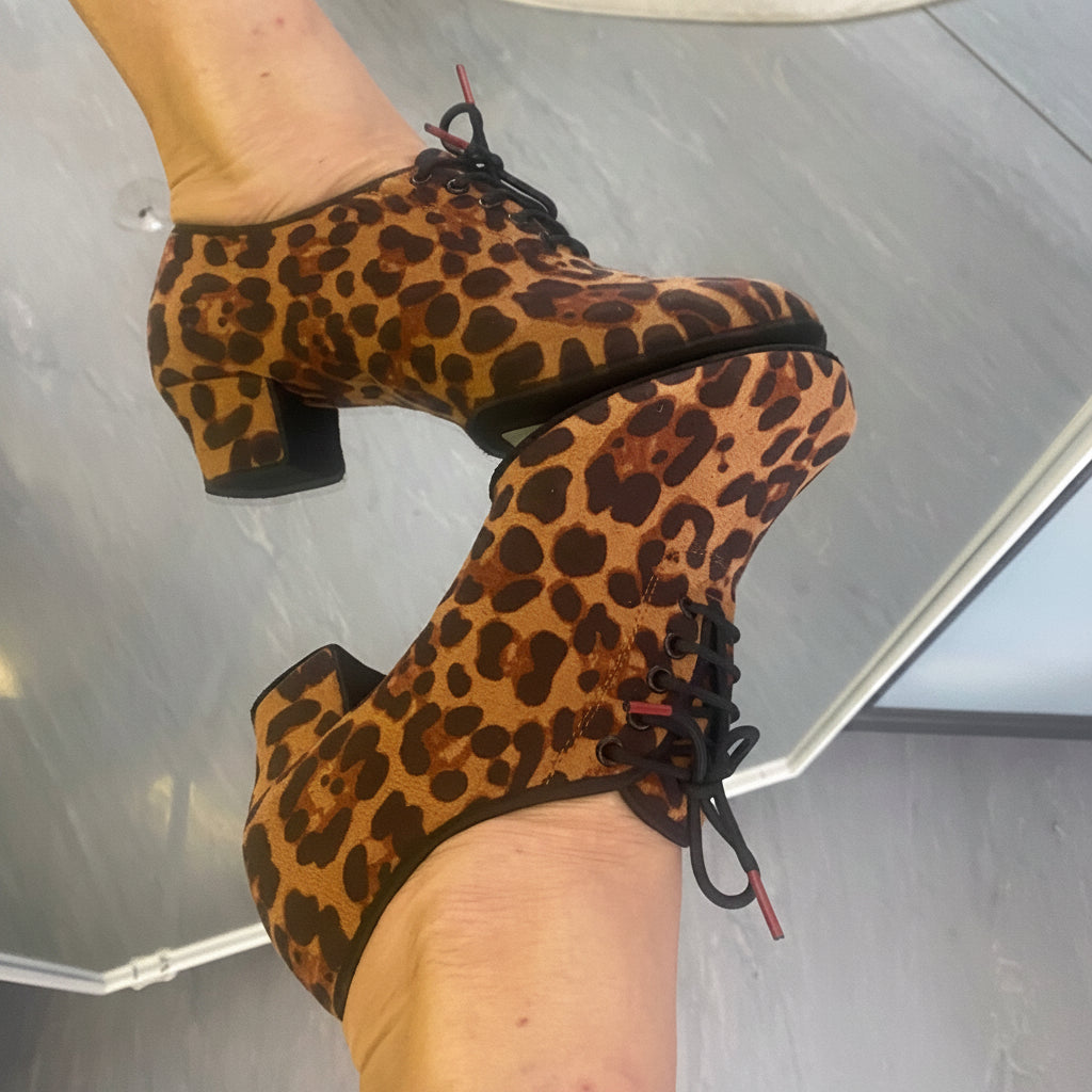 Flex Leopard Print Split Sole Practice Teacher Dance Shoes (Suede Sole)