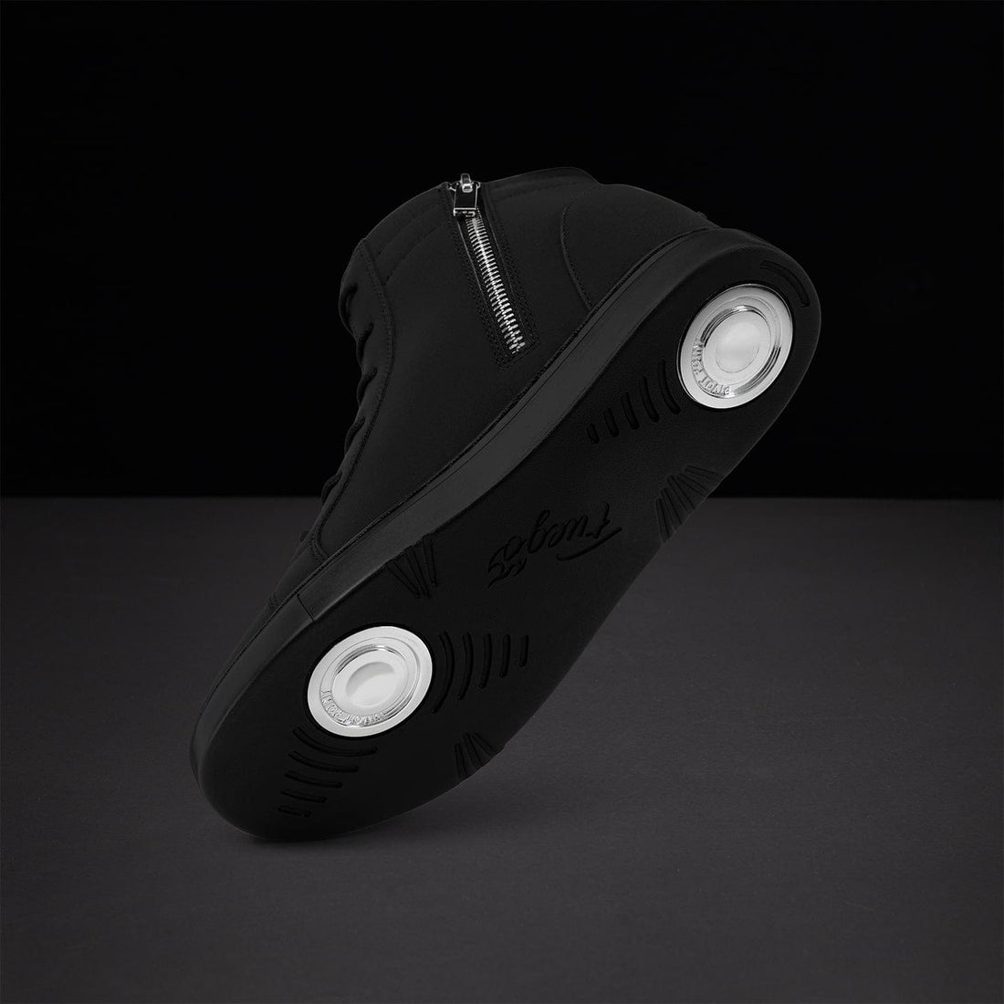 All-black | Wedge (Collective)