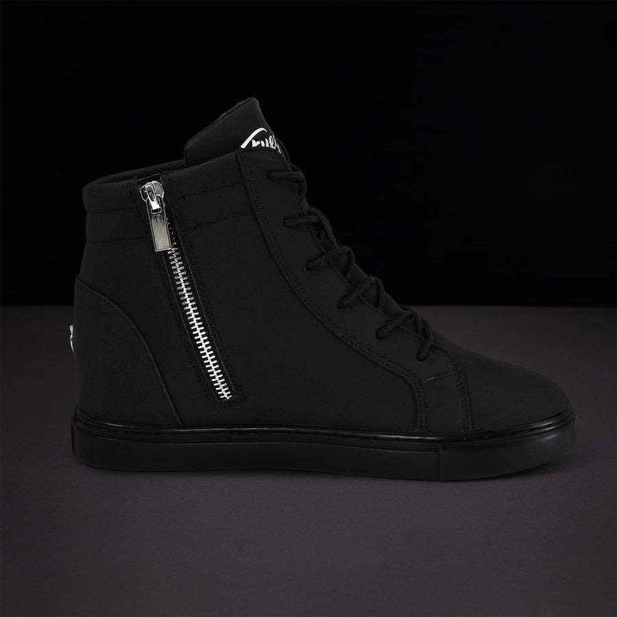 All-black | Wedge (Collective)