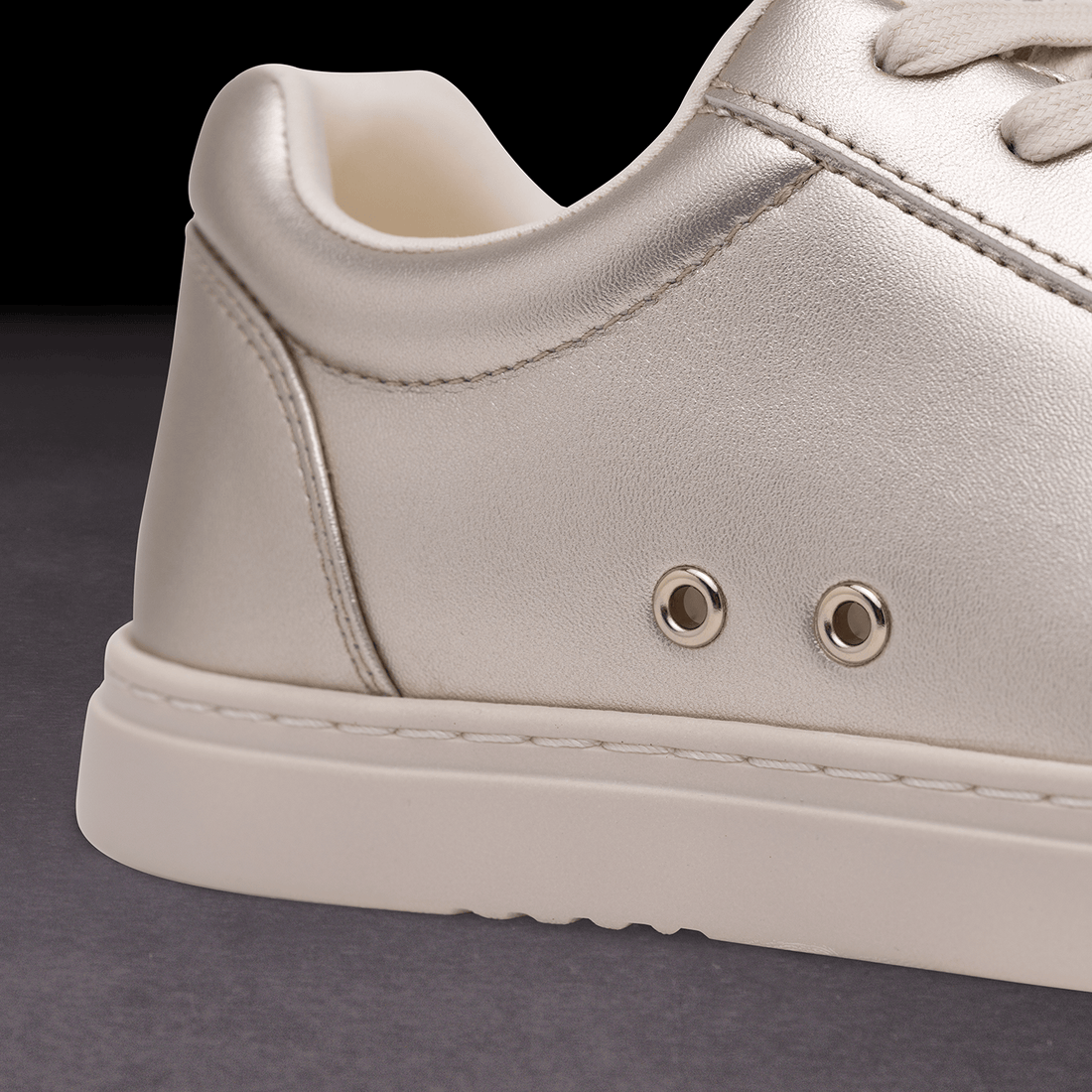 Champagne | Low-top | Fuego