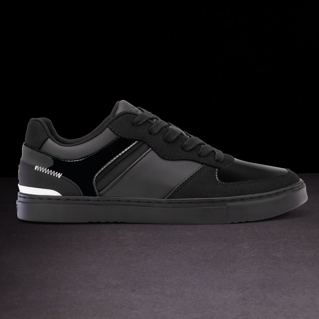 Derek Hough | Low-top | Fuego