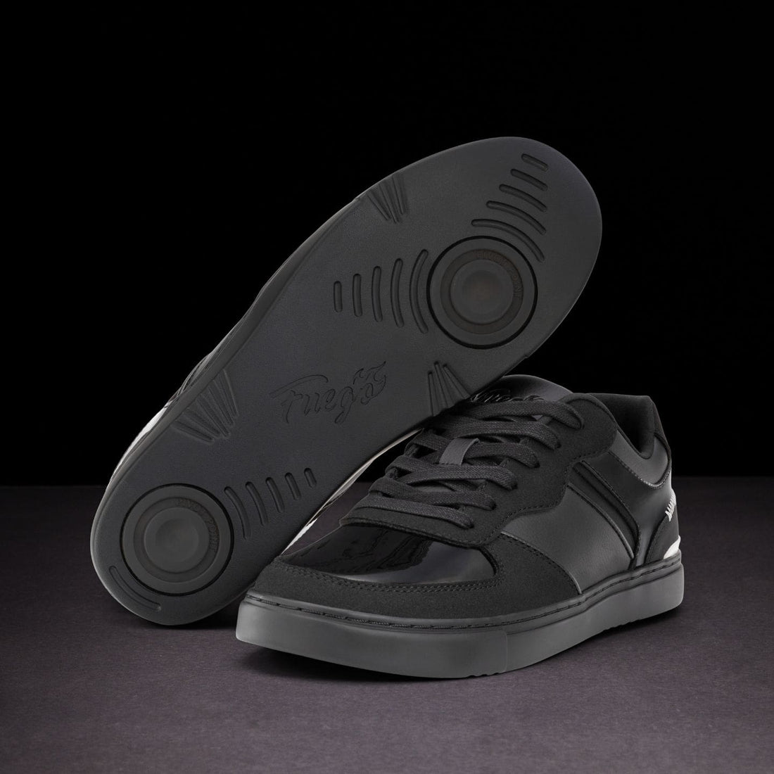 Derek Hough | Low-top | Fuego