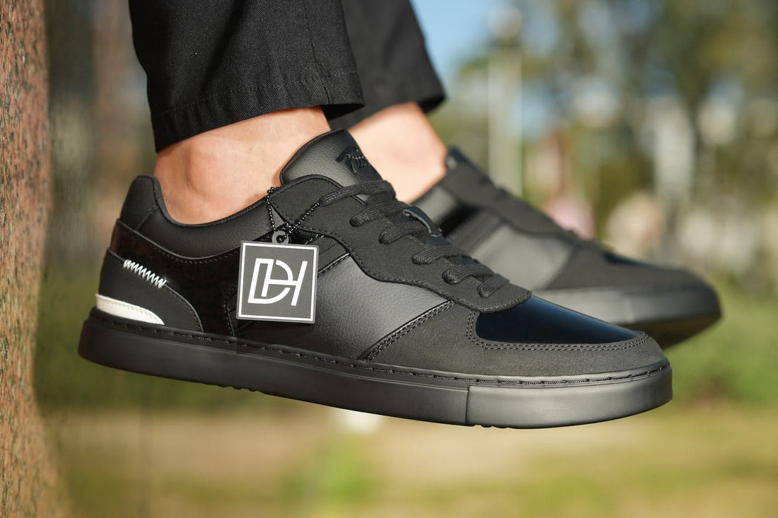 Derek Hough | Low-top | Fuego