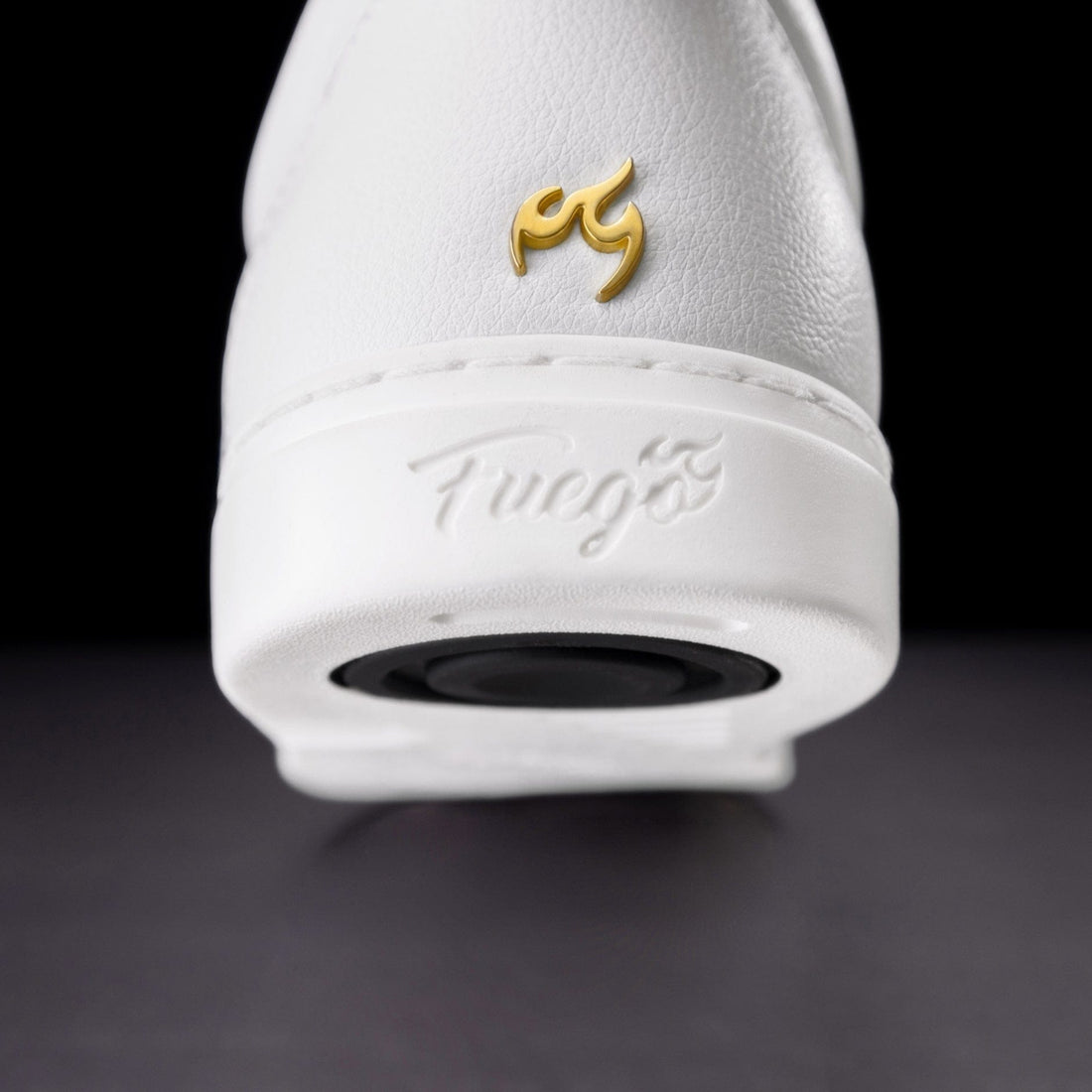 White | Low-top | Fuego