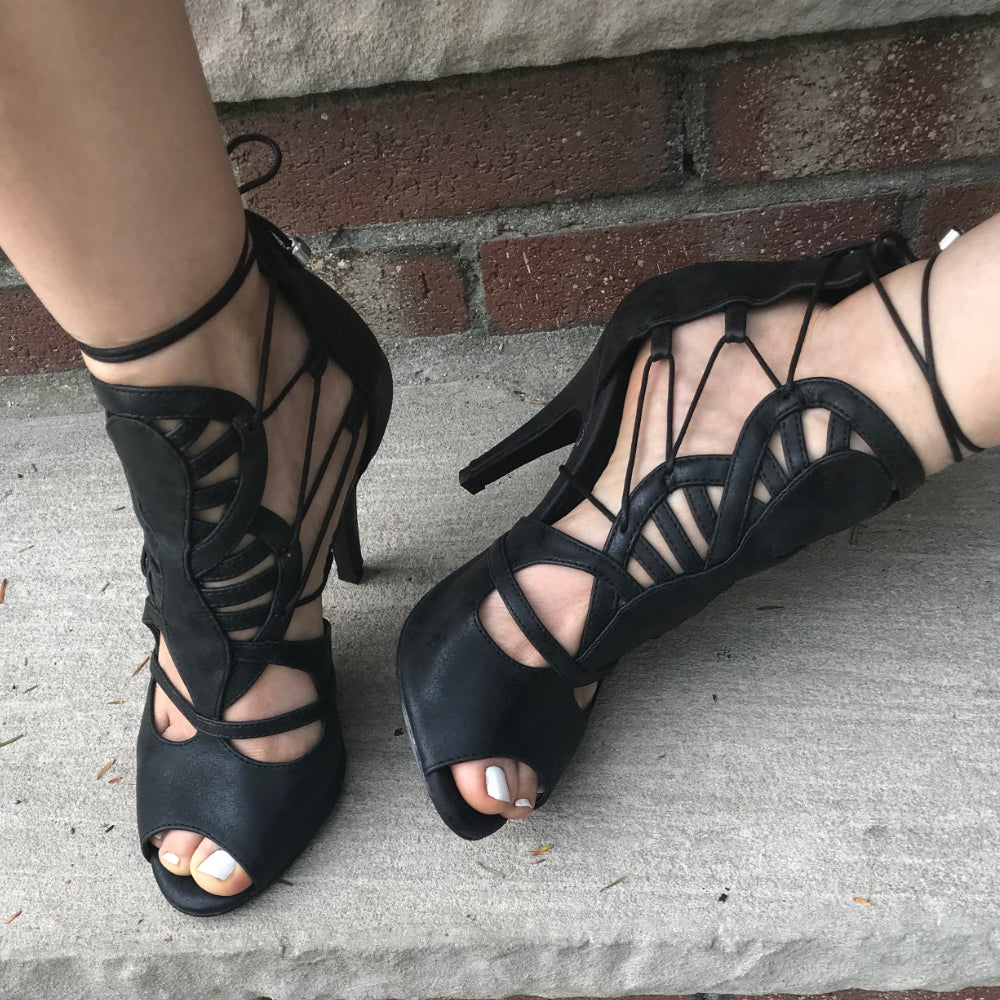 Delora - Strappy Cutout Lace Up Dance Shoes (Suede Sole)