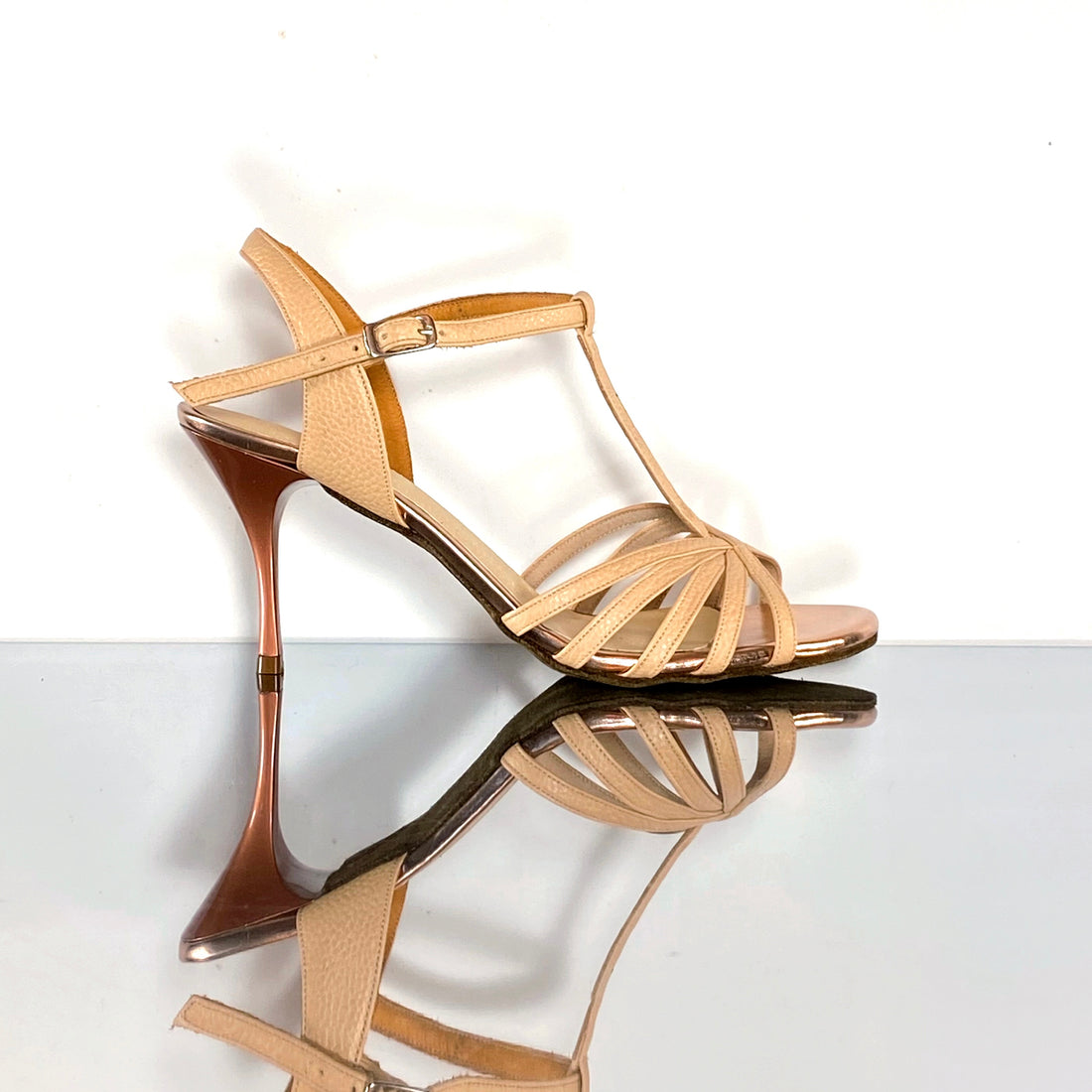 Naked Camel - Nude leather T-strap Tango Shoes